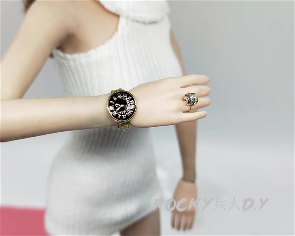 YYDS 1/6 Soldato Scena Accesso - Body Jewelry Real Diamonds recensione e prezzo