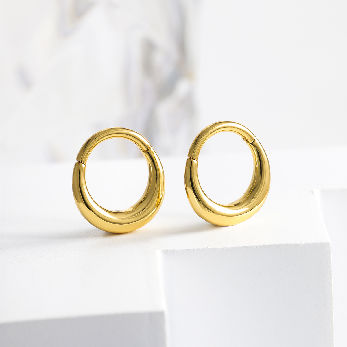 Piercing ad anello incernierat - Clicker Ring Seamless recensione e prezzo
