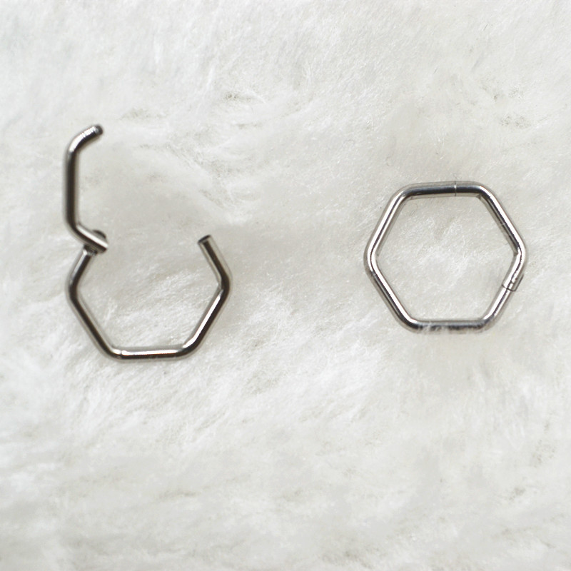 50 pz/lotto Acciaio Chirurgico - Clicker Ring Seamless recensione e prezzo